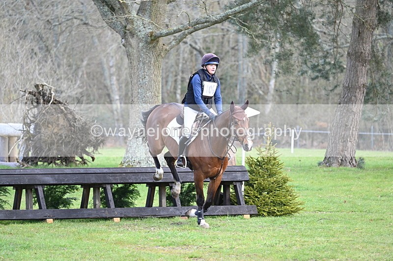 WJ7_0078 - Time 10:13 to 10:38 Times at the Fence