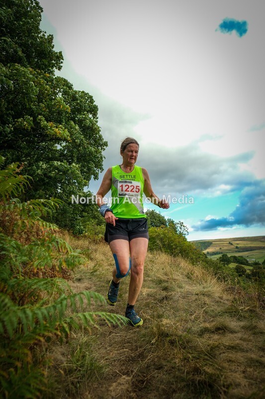 DSCF5525 - Reeth Fell race seniors