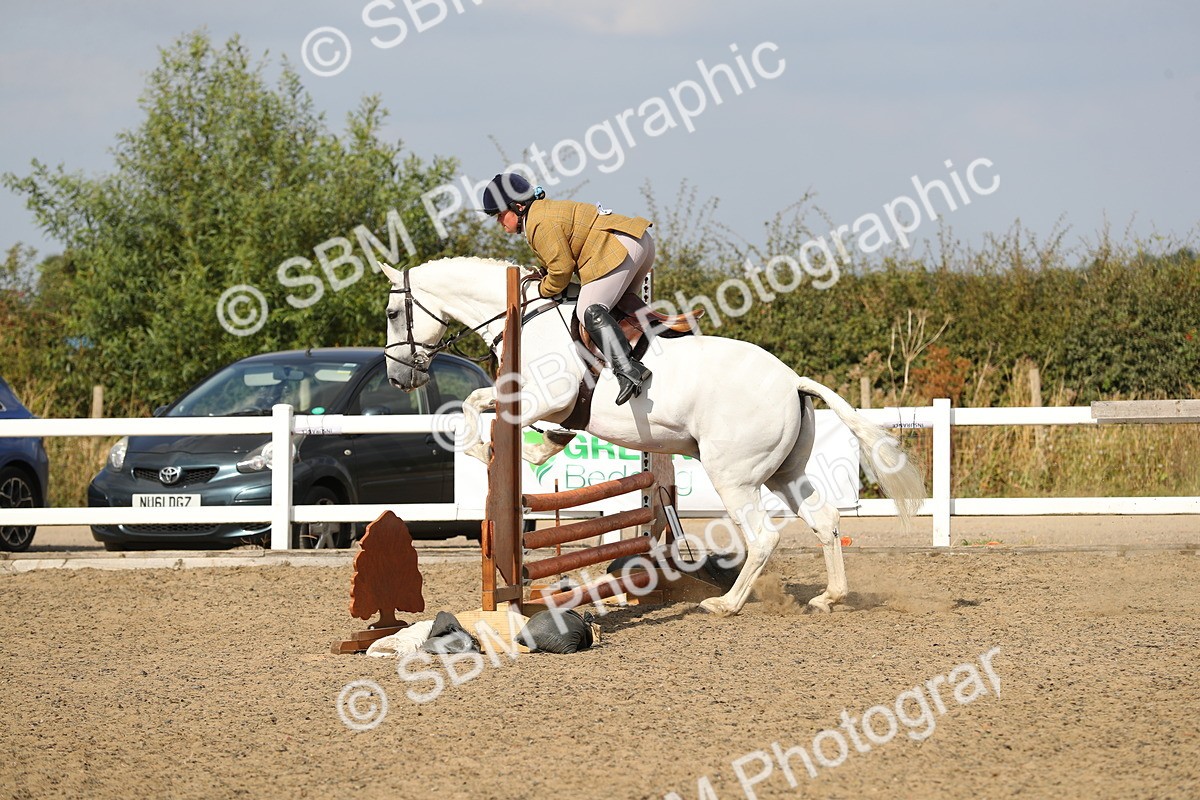 SBM_06842 - Class 49a Style & Performance 80cm (15-19)