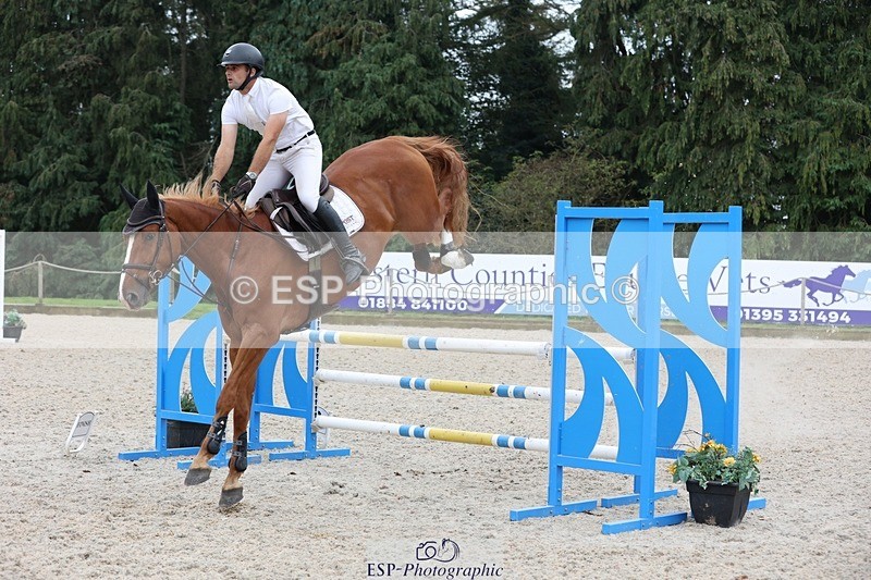 230908-170203-03098 - Cls 9 Snr Newcomers & 1.10m Open