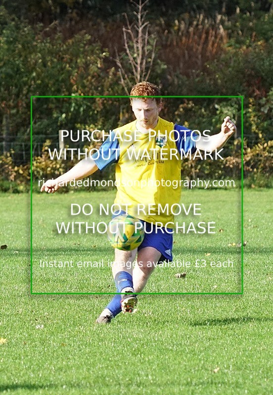 DSC06778 - Kendal Utd v Greystoke (30/10/21)