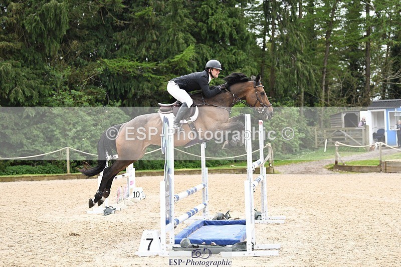 240414-135709-03652 - Cls 05A&B Snr Fox & 120 Open