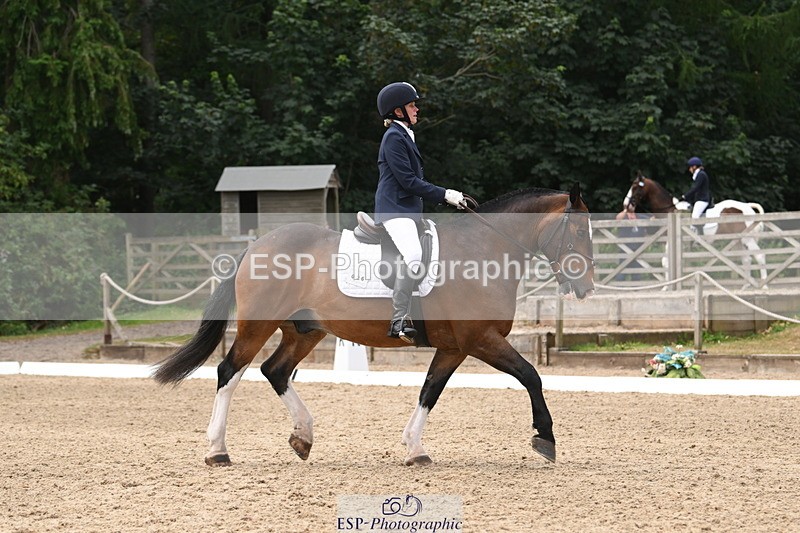 250719A-120257-04568 - 026-Carol.Quantrill-Cormoy.Lad