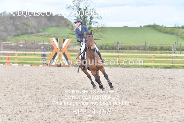 BPP_1358 - CLASS 15 SAT Senior BritiNovice/ 90cm Open