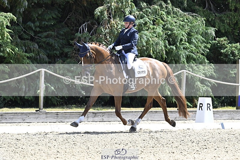 250810A-133333-06694 - 021-Caroline.HuntFancy.That.II
