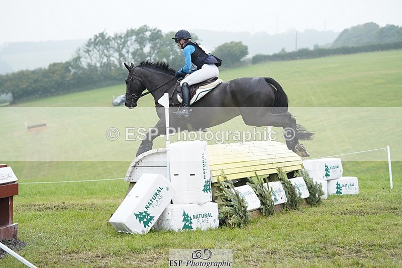 240901A-141546-09764 - 327-Caroline.Harris-THE.HONOURABLE.FOX