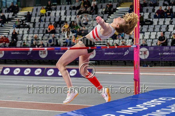 AgeInd25SUN-913245 - Field Female