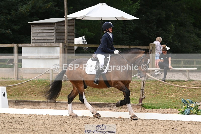 250719A-120227-04553 - 026-Carol.Quantrill-Cormoy.Lad