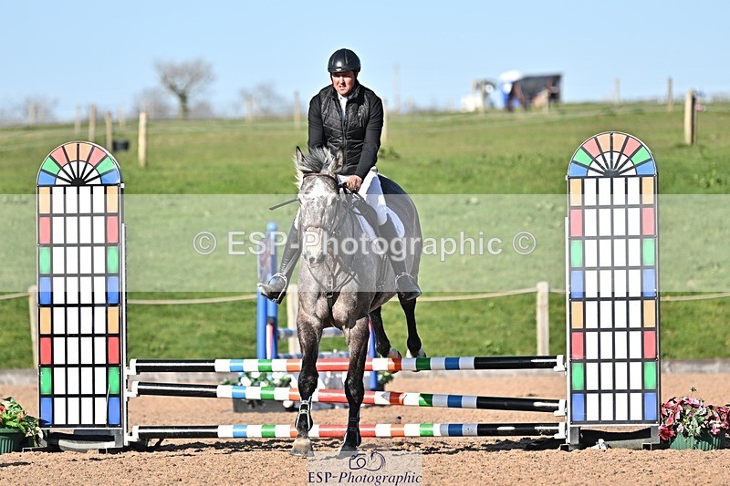 250401-165947-00229 - 70cm classes