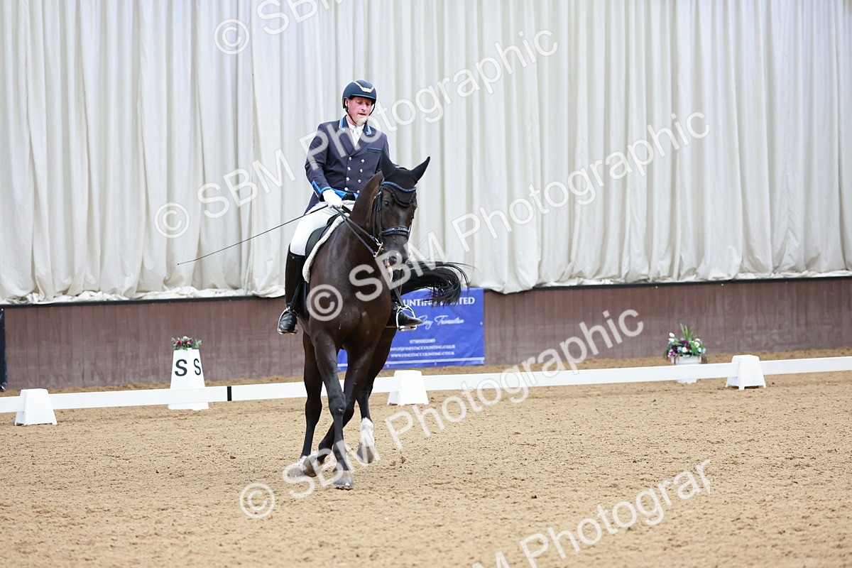 SBM_015950 - Class 5 - FEI INT II - 15.48-17.00