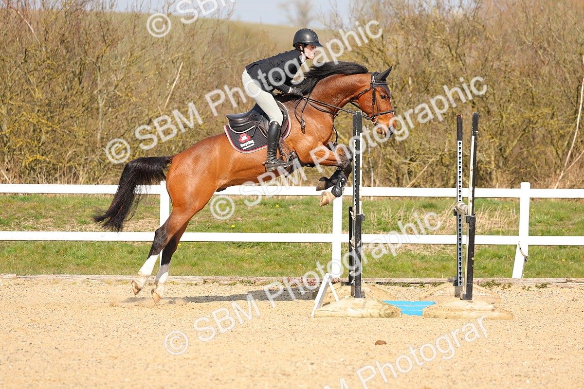 SBM_001524 - Class 4 - Senior Newcomers - 1.10m