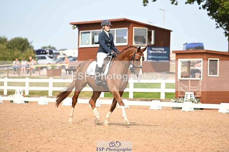 250816-155446-06298 - 026-Pippa.MorganDavinci.Vl