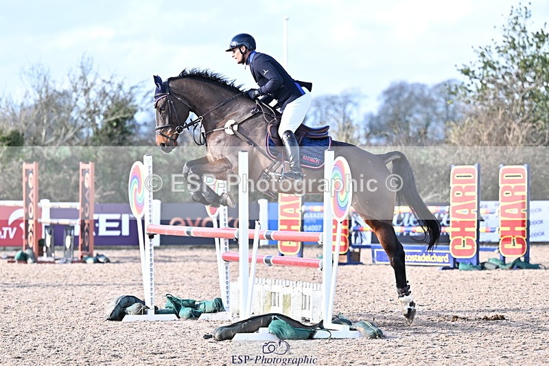 260204A-132502-00355 - Cls 4 Newcomers and 1.10m