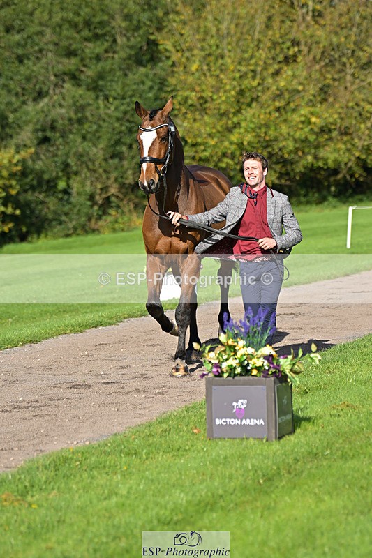 241023-130115-00022 - 013-Cameron.Beer-GREENLANES.LE.BAMBALOU