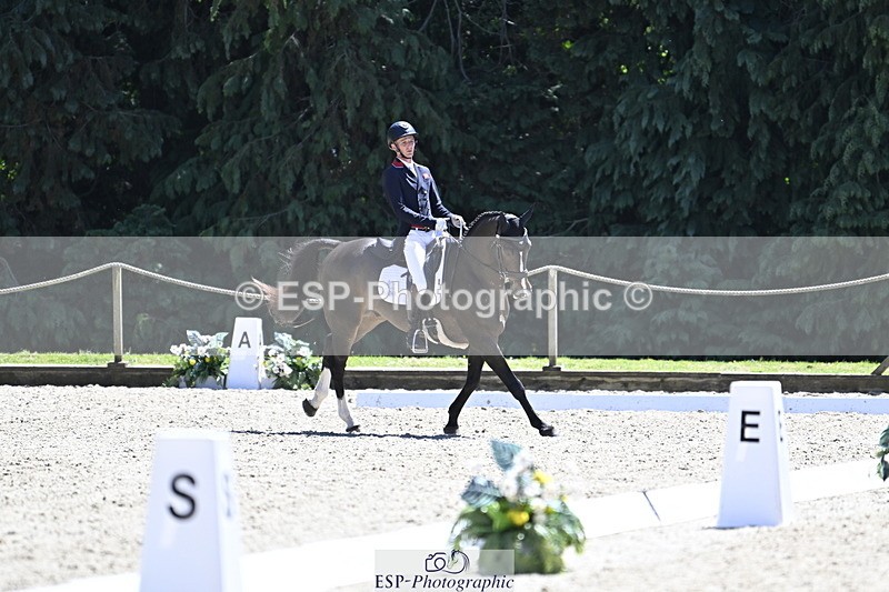 250522A-135822-04212 - D-404-Tom.Jackson-PLOT.TWIST.B