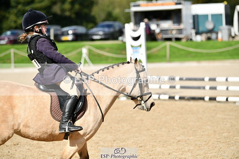 251004A-131033-01171 - Classes 6 & 7 60cm