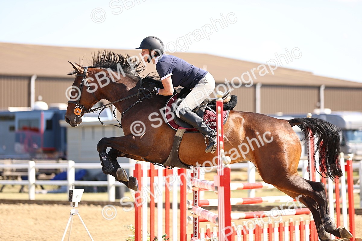 SBM_015380 - Class 16 - Senior foxhunter - 1.20m Open