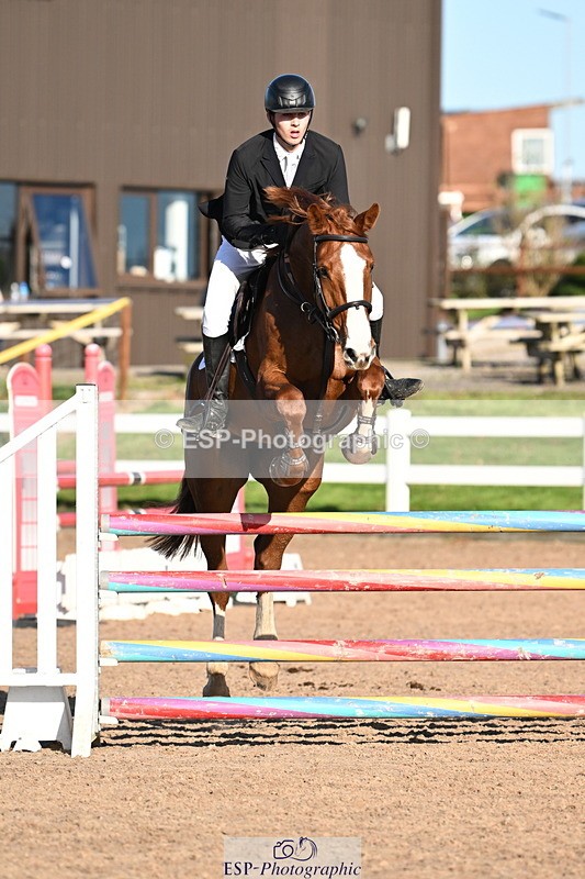 241026A-150505-01446 - SAT Cls 16-18 Children on Horses