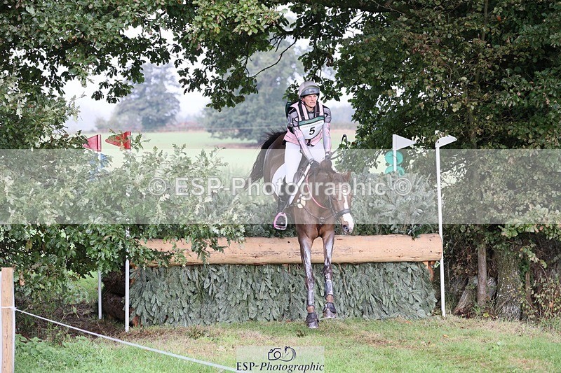 231020-101321-06188 - 005-DIAMOND.WOODS-Claire.Deuten-XC