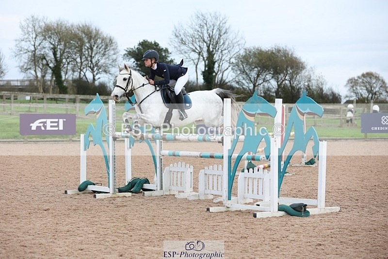 241117X-142855-04955 - Cls 37s 138cm