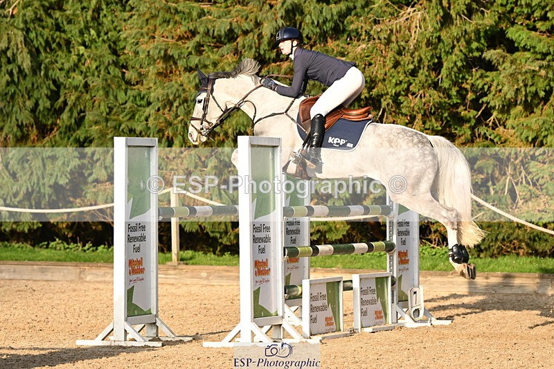 250322A-170214-03681 - Cls 14 Snr Fox & 1.20m Open