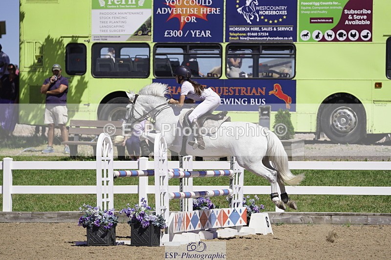 230624A-151714-02180 - Cls 26 Pony Foxhunter & 1.10m Open