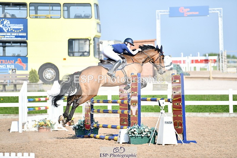 240512A-165253-19893 - Cls 44 1.05m National Am Quali