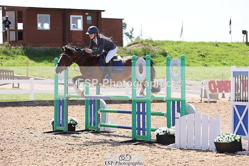 240629A-104334-04245 - Cls 17 Discovery and 90cm Open