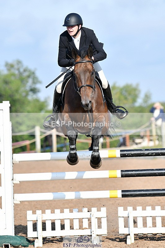 240915A-093700-08800 - Cls 25 Snr 1.20m Open