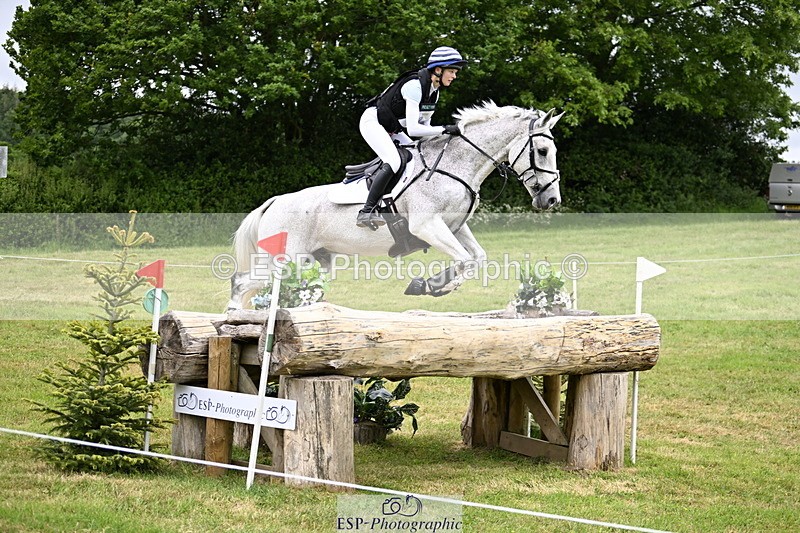 250524A-093353-08342 - A-003-Elizabeth.Barratt-BIG.BOSS.MELO