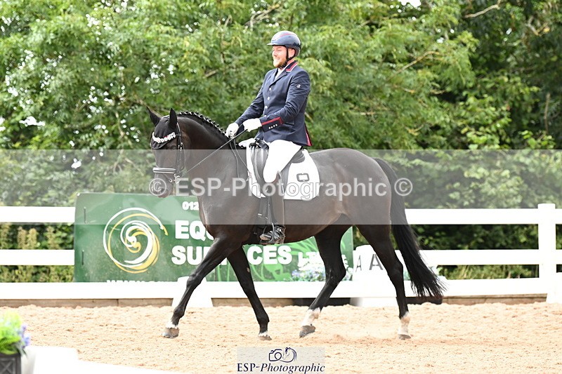 240815A-145634-02123 - 171-Martyn.Humphrey-Isabeau.May