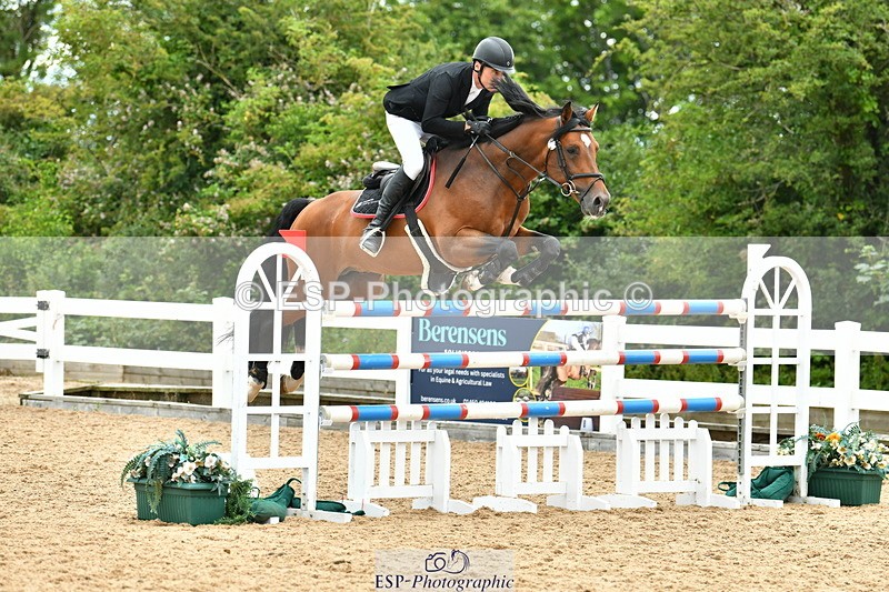 230721A-144142-07049 - Cls 22, 1 Star Gold 1.30m