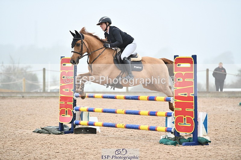 241102A-114031-04367 - SAT Cls 9 British Novice and 90cm Open