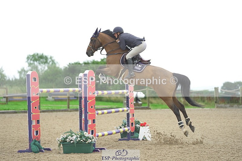 230730A-133904-10161 - Cls 27 Chard Grand Prix