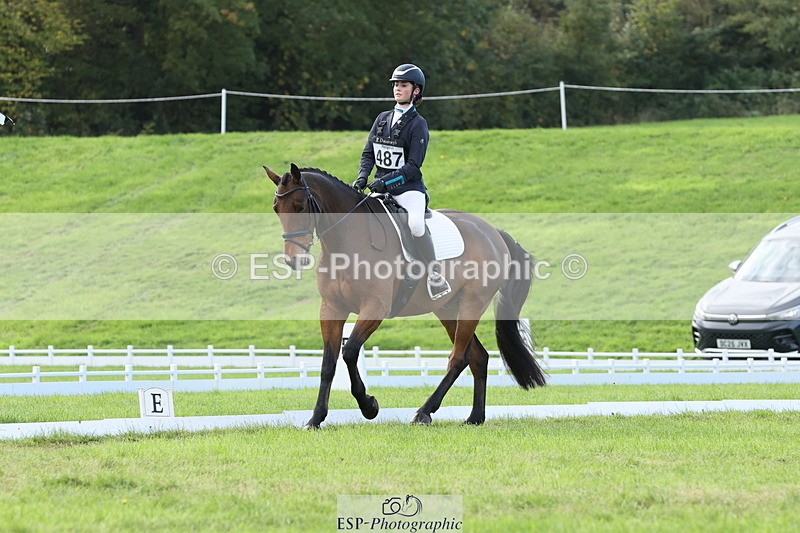 251024A-141042-12555 - F-487-Polly.McHardy