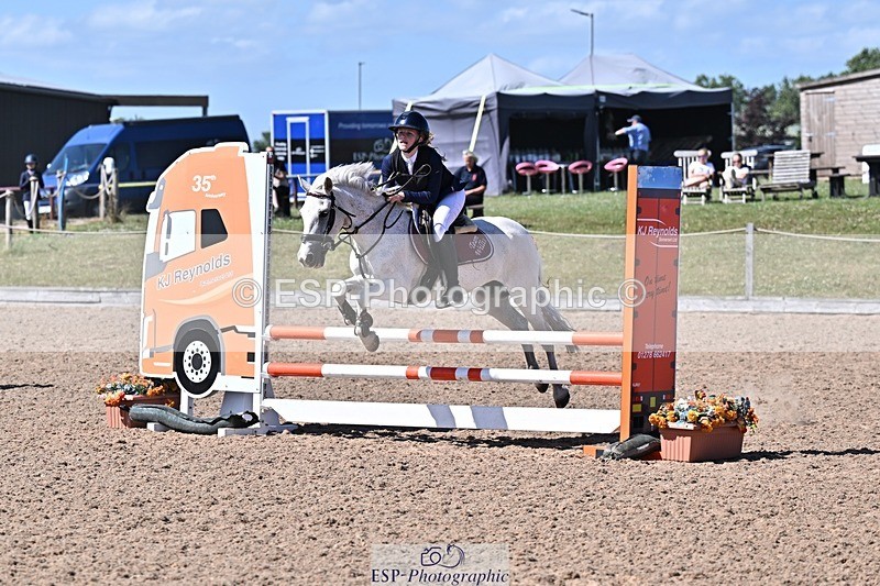 250627-160103-00606 - Cls 6 Stepping Stones 128cm and 138cm