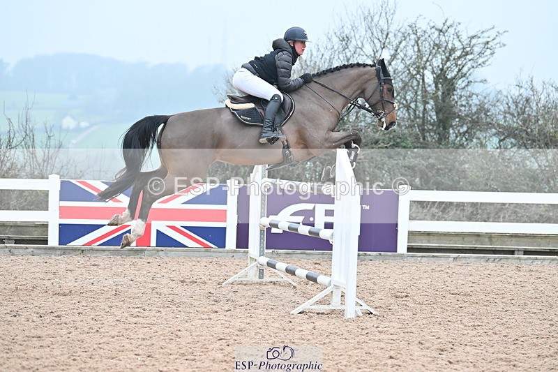 240113A-141510-02291 - Cls 13 Foxhunter and 1.20m Open
