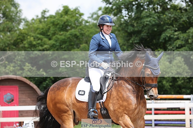 240621A-115500-00558 - Cls 12 BD Music Medium