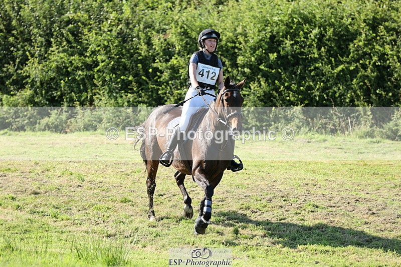 240811A-171930-06986 - 412-