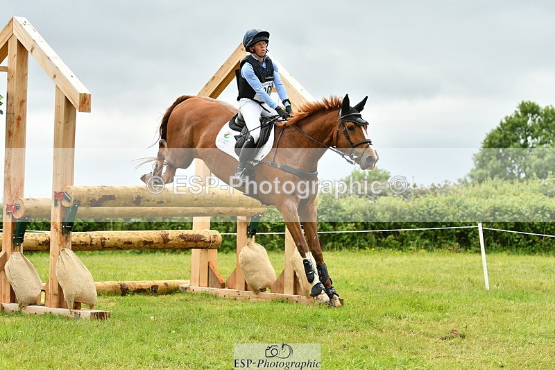 250524A-114333-09756 - B-307-Rosalind.Canter-SILVESTERS.FINESSE