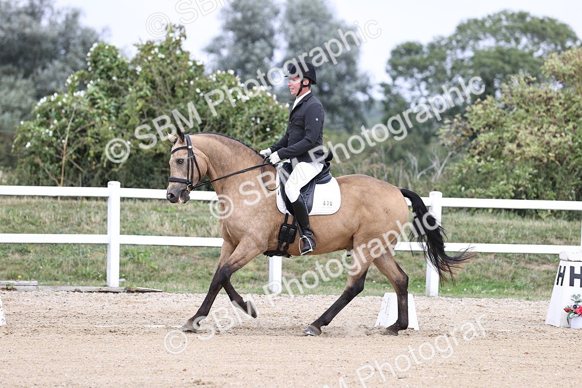 SBM_017454 - Class 14 - Novice 23 - 13.52-14.55