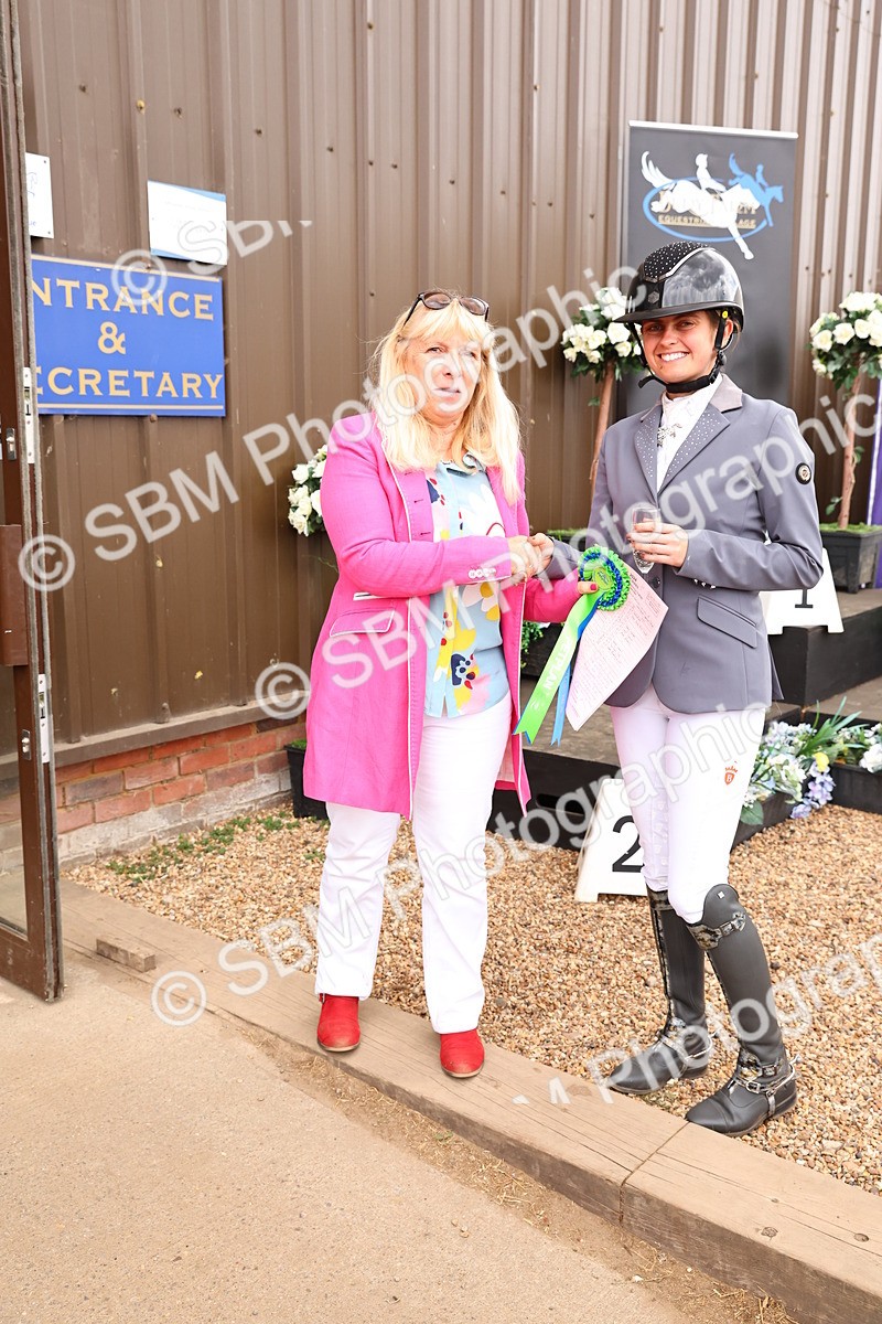 SBM_003133 - Presentations - cart