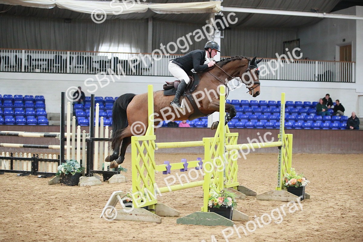 SBM_000954 - Class 4 - Senior Newcomers - 1.10m Open