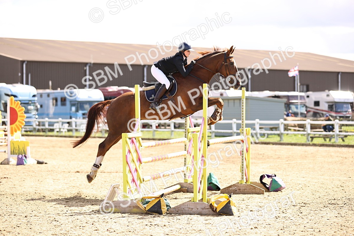SBM_004257 - Class 17 - Senior Newcomers - 1.10m