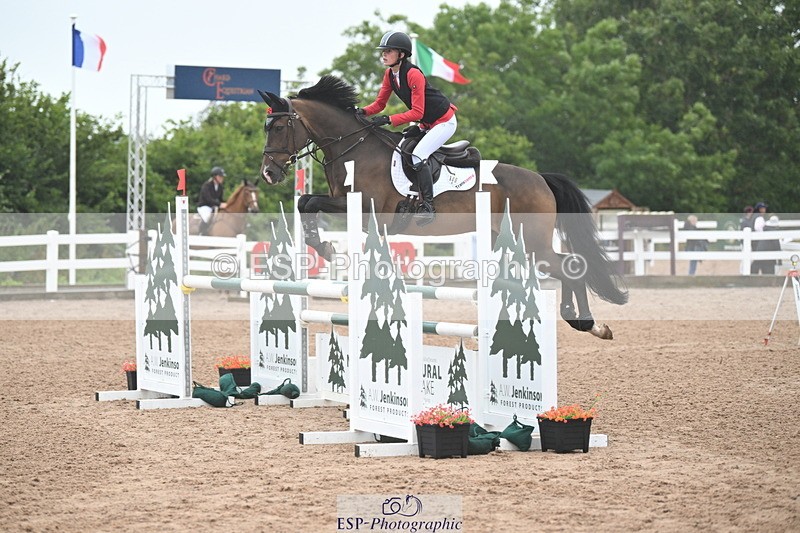 240720A-114551-14564 - Cls 11, 1 Star Bronze Tour 1.15m