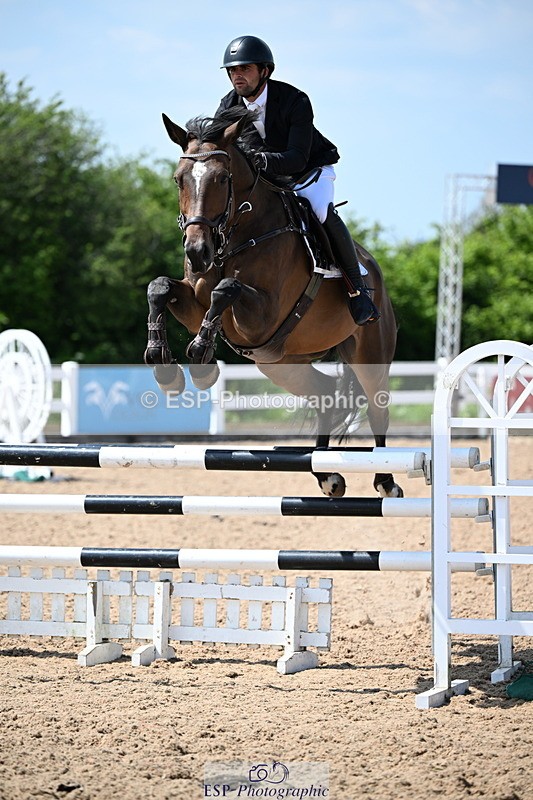 240605A-145100-00806 - Cls 4 Newcomers and 1.10m Open