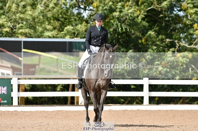 250906-123241-02726 - 093-Tia.RattyRolos.sweet.like.chocolate