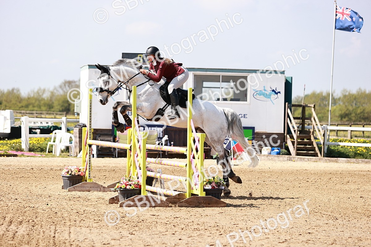  - Class 23 - Senior 1.05m