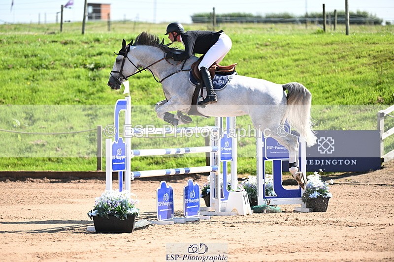 240718A-101905-04461 - Cls 1, 3 Star Small Tour 1.35m