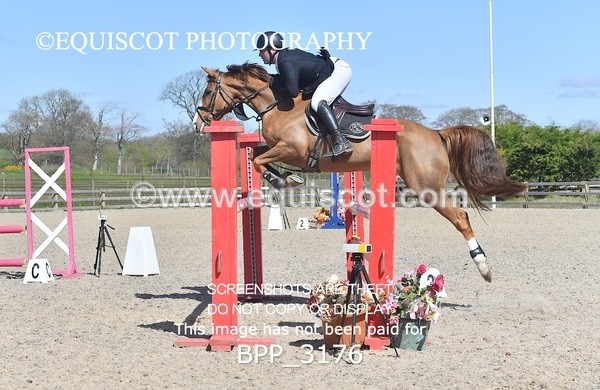 BPP_3176 - CLASS 14  Senior Newcomers/ 1.10m Open